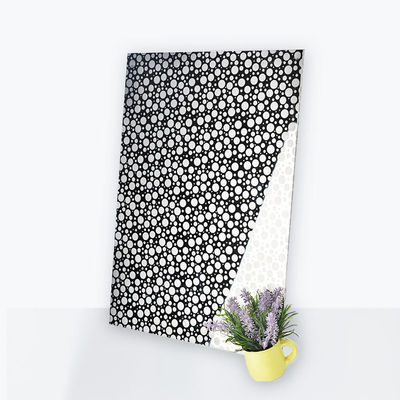 صفيحة من الفولاذ المقاوم للصدأ محفورة بالمرايا مع معيار DIN بسعة 1500 مم للتطبيقات الزخرفية