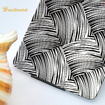 سعر جيد ASTM محفور 304 صفائح معدنية غير قابلة للصدأ أربعة أقدام 1.0 مللي متر Thk الانترنت