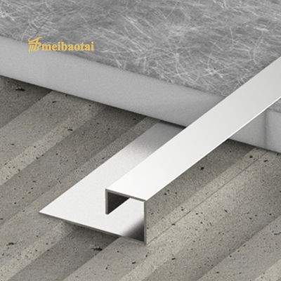 سعر جيد 304 إس إس ملف تعديل الفولاذ المقاوم للصدأ الطلاء الزاوية 10FT الانترنت