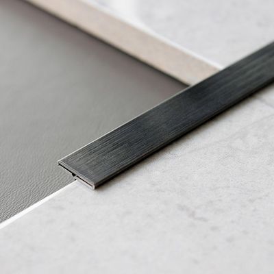3048mm الطول 304 الفولاذ المقاوم للصدأ سطح المرآة T شريط البلاط للجدار والطابق