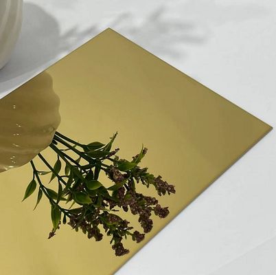سعر جيد طلاء PVD ذهبي بلمسة نهائية من المرآة 304 درجة لوحة تزيين من الفولاذ المقاوم للصدأ الملون الانترنت