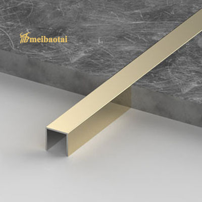 سعر جيد 304 الفولاذ المقاوم للصدأ U قناة البلاط التجميل مع 7c PVC فيلم و HV200 صلابة للحماية الزخرفية الانترنت