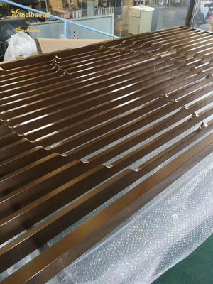 سعر جيد طلاء لون PVD حجم مخصص مقسم غرفة معدنية شعبية الانترنت