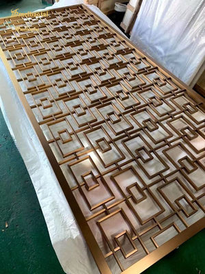 فاصل غرفة من الفولاذ المقاوم للصدأ بلون وردي مصقول HRB100 بطول 3048 مم وشاشة معدنية مزخرفة