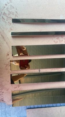 JIS القياسية المصفوفة بالذهب حافة الفولاذ المقاوم للصدأ مع 0.85mm سمك لحماية البلاط